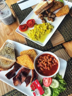 big breakfast set 1 & 2 at Rad Rabbit in Chiang Mai