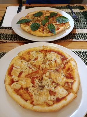 Garlic bread pizza & Margherita pizza 😍 at Rad Rabbit in Chiang Mai