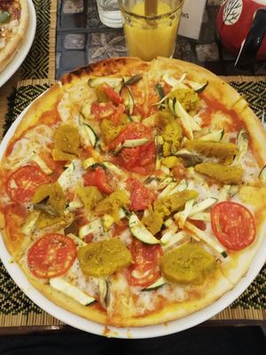 Fresh Farm Pizza (Large) - 219 baht at Rad Rabbit in Chiang Mai