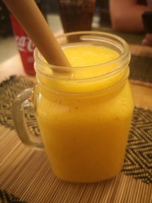 Mango - Lime smoothie at Rad Rabbit in Chiang Mai