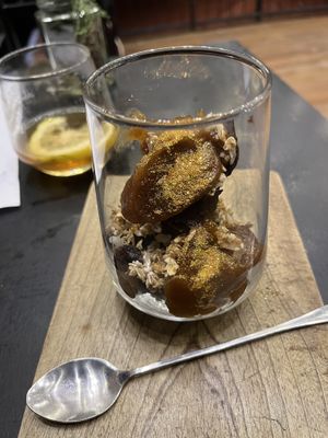 Sparkly chocolate mousse! #Veganuary at Rainbow Cafe in Ella