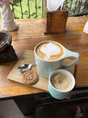 Latte with almond milkk #Veganuary at Rainbow Cafe in Ella