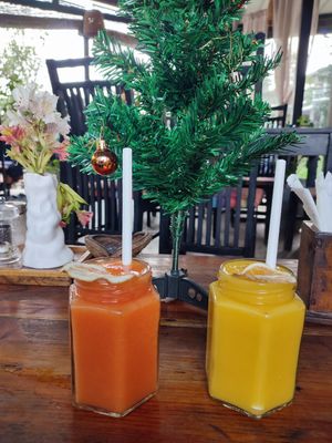  at Rainbow Cafe in Ella