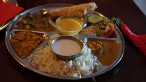 Vegan lunch meal at Veggie & Vega - Restaurant in Berlin