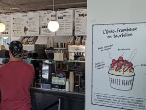  at Hoche Glace in Montreal