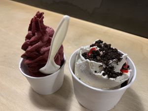 Vegan molle and yogurt at Hoche Glace in Montreal