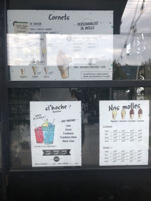 Choices at Hoche Glace in Montreal