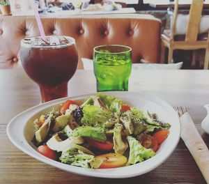 Avocado salad with chia seeds at Malamute Coffee in Pattaya