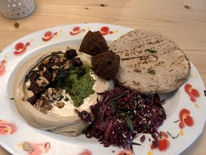 Lunch of the week  #Veganuary at Mashery - Hummus Kitchen in Cologne