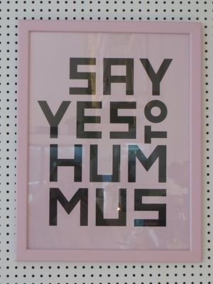 A clear message ... at Mashery - Hummus Kitchen in Cologne