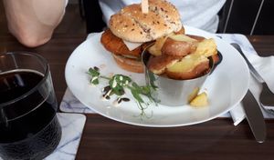 Seitan chiken sandwich at 143V in Cork