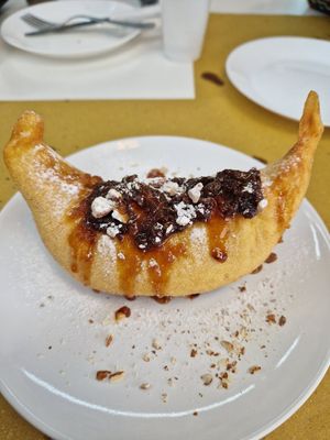 Pastatella pugliese ripiena #Veganuary at La Pizzicata in Tirano