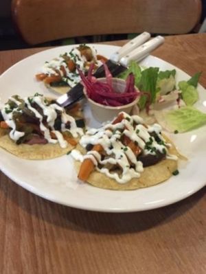 Vegetarian tacos at Jalos in Zaragoza