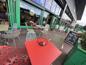 outside seating  at Tappeto Lounge in Kidderminster