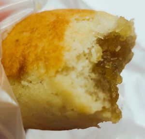 Golden pillow (pineapple) at House of Tau Sar Piah in Central Singapore