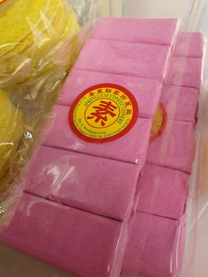 Crispy kueh ~ Circuit Breaker Period Phase 2 at House of Tau Sar Piah in Central Singapore