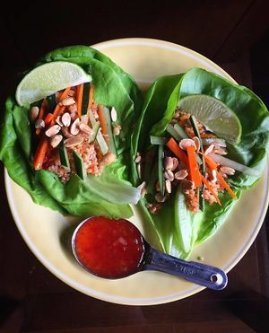 Thai Lettuce Cups at Juice Pharm in Duluth