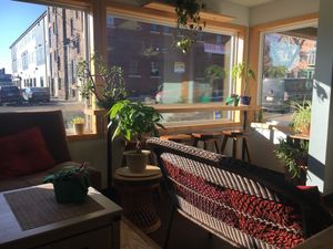 Bright and comfortable  at Juice Pharm in Duluth