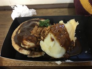 Seitan and ale pie with mash at Young Vegans - Online only in East London