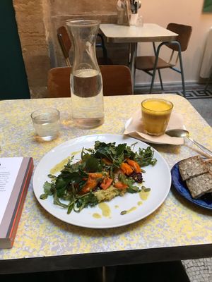 Tumeric Latte and vegan lunch option  at Banana Cafe in Bordeaux