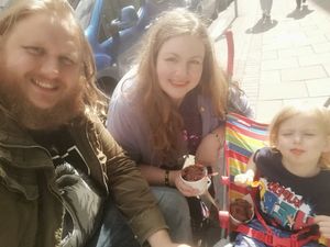 A yummy treat for my birthday. We couldn't believe it was vegan 😋😍 delicious! Joshua and I had chocolate, Jon had lemon and coconut scoops (other flavours were available) at Taste of Napoli in Bristol