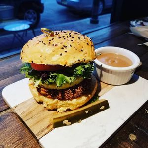 Plant based burger at Properly Fueled in Bordentown