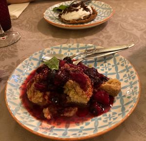 Crumble and banoffee at Rotas da Ilha Verde in Sao Miguel