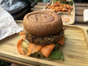 Pineapple burger 🤤 at Tökmag Vegan Street Food in Budapest