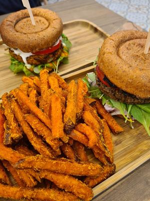 Burgers and fries at Tökmag Vegan Street Food in Budapest