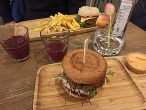 Csiperke Burger és Nachos Burger at Tökmag Vegan Street Food in Budapest