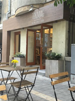 Outsidee  at Tökmag Vegan Street Food in Budapest