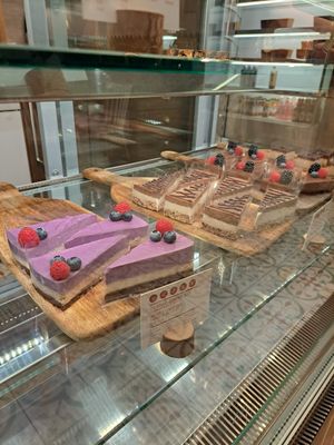 Vegan cheesecakes at Tökmag Vegan Street Food in Budapest