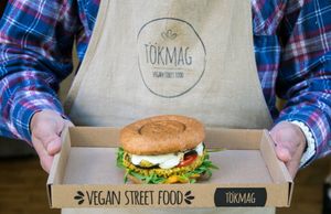 Zucchini burger at Tökmag Vegan Street Food in Budapest