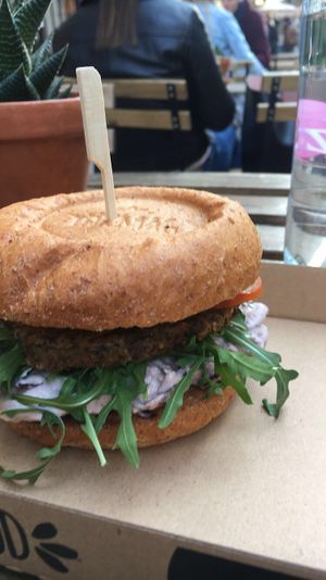 Mushroom burger at Tökmag Vegan Street Food in Budapest