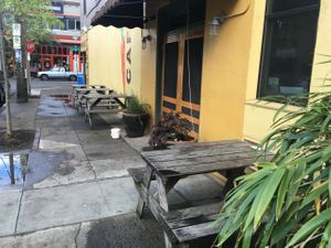 Outside seating at Proper Eats Market and Cafe in Portland