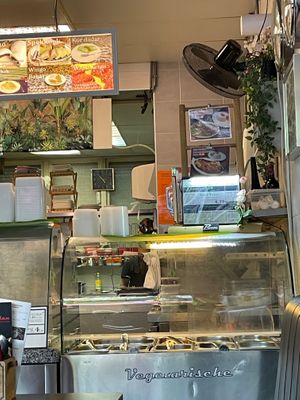 Veg foods are in a different section which is a big plus at Pasundan in Nijmegen