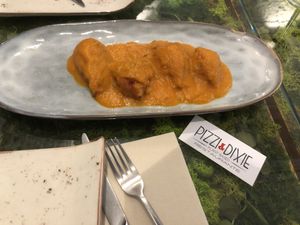 Pimientos rellenos  at Pizzi & Dixie in Madrid