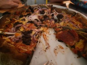 Pizza trufata at Pizzi & Dixie in Madrid