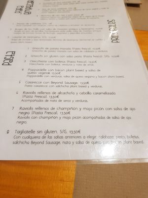 Menu pasta at Pizzi & Dixie in Madrid