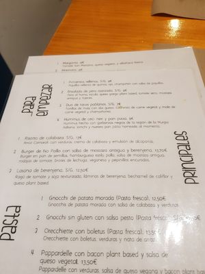 Menu entrantes at Pizzi & Dixie in Madrid