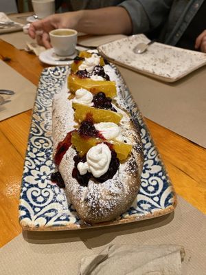 Panatone extra delicious at Pizzi & Dixie in Madrid