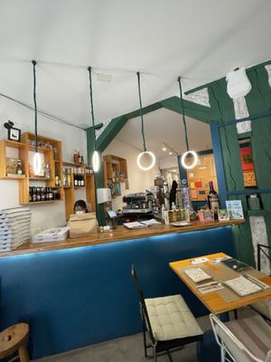 Inside  at Pizzi & Dixie in Madrid