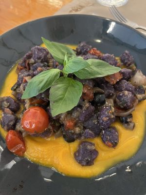 Gnocchi de patata morada  at Pizzi & Dixie in Madrid