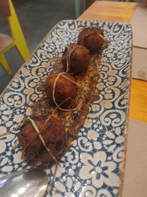 Croquetas de boletus at Pizzi & Dixie in Madrid