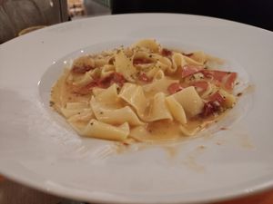  at Pizzi & Dixie in Madrid