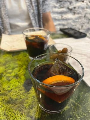 Vermut at Pizzi & Dixie in Madrid