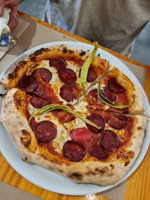  at Pizzi & Dixie in Madrid