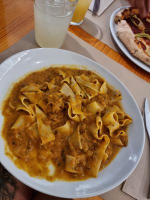  at Pizzi & Dixie in Madrid