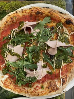 Pesto pizza  at Pizzi & Dixie in Madrid