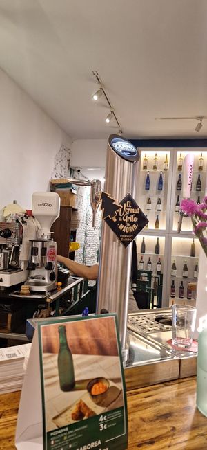  at Pizzi & Dixie in Madrid